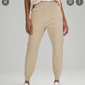Lululemon LA All You Need Relaxed Jogger - NWOT